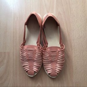 Top shop peach woven flats 🌸